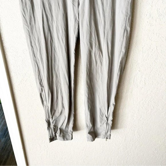 Athleta Pants Women's 10 Mod Trekkie Cropped Ankle Zip Gray Athleisure Career - Picture 5 of 8